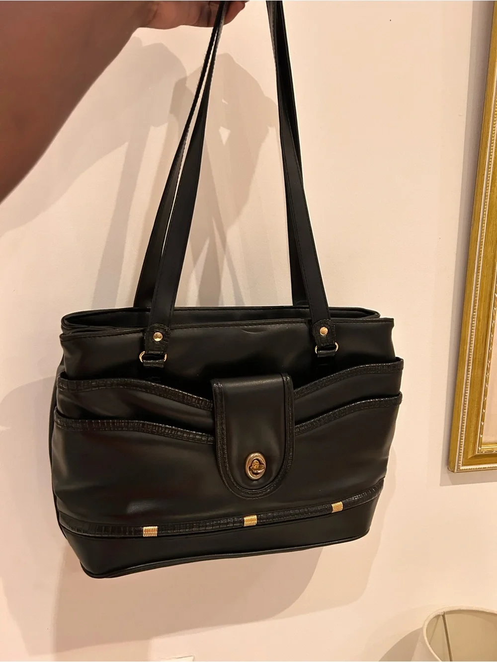 N/A elegant black
